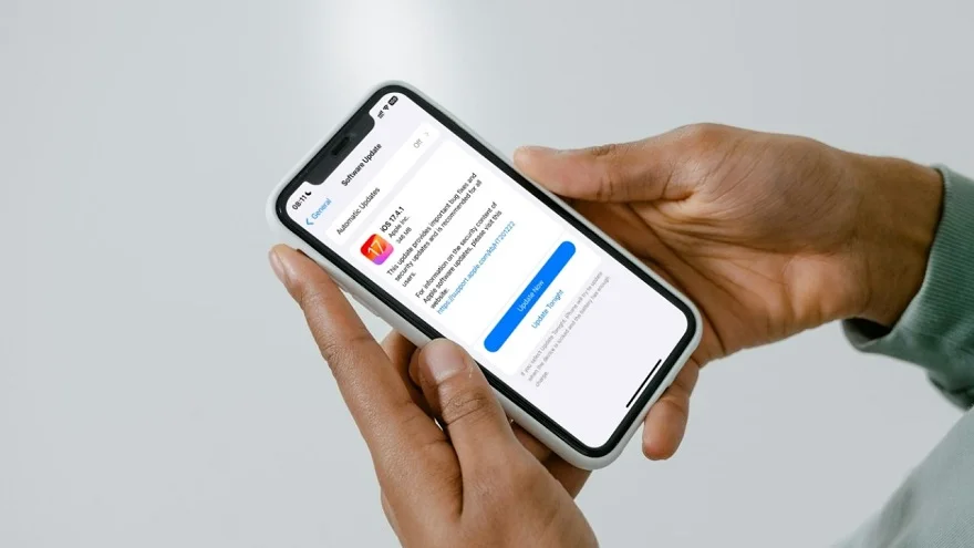 iOS 17.4.1 có gây hao pin, nóng máy?