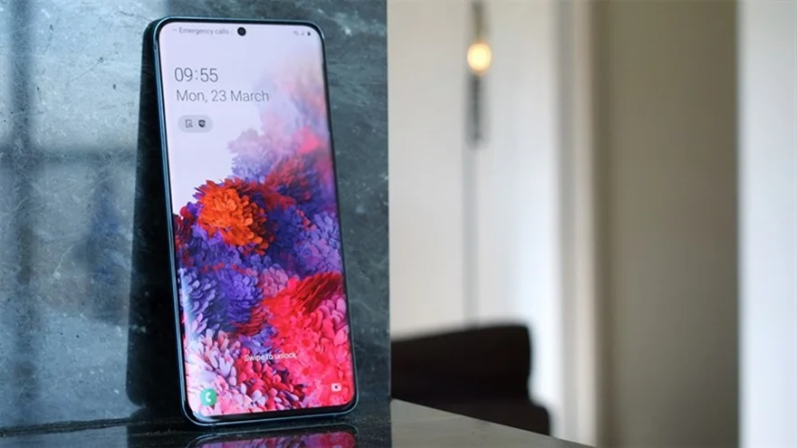 Samsung giải quyết vấn đề màn hình cảm ứng trên One UI 6.1