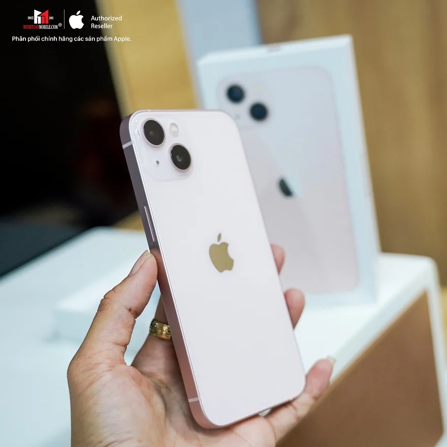 Top sản phẩm giảm giá mạnh tại Minh Tuấn Mobile tháng 3