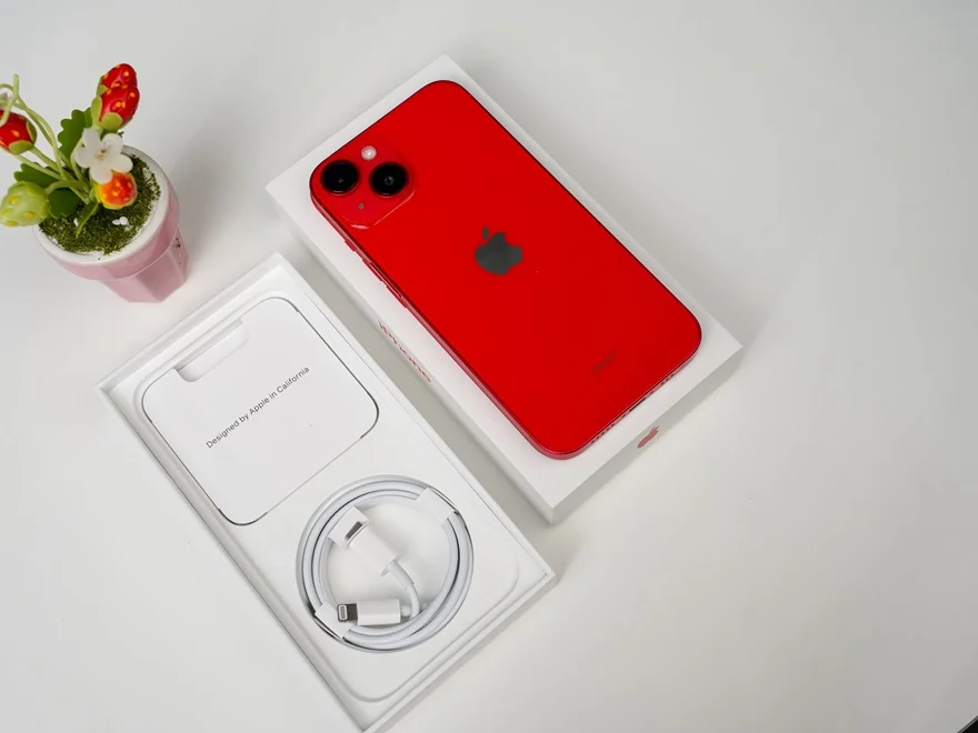 Bỏ túi siêu phẩm iPhone 14 cũ với giá cực hời