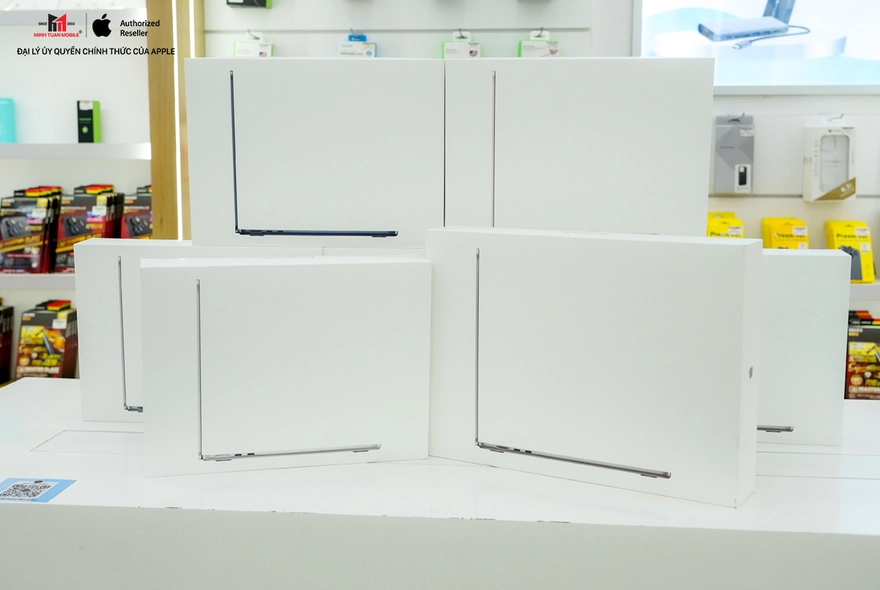 MacBook Air M3 đã có hàng tại Minh Tuấn Mobile