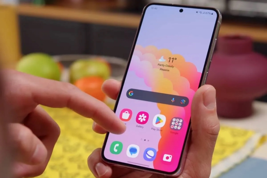 Nguyên nhân gây lỗi màn hình sọc xanh trên các dòng Galaxy