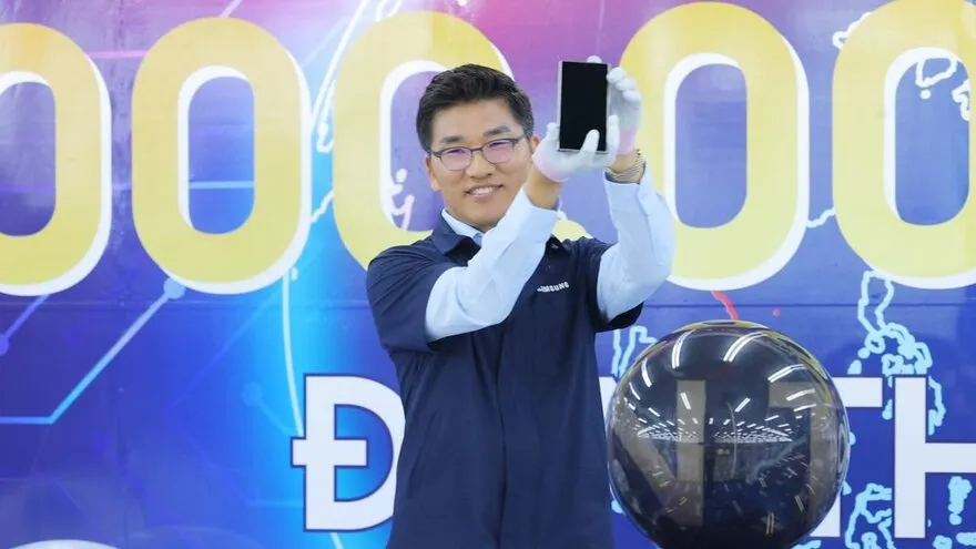 nhà máy Samsung sản xuất 1 tỷ chiếc Smartphone đầu tiên