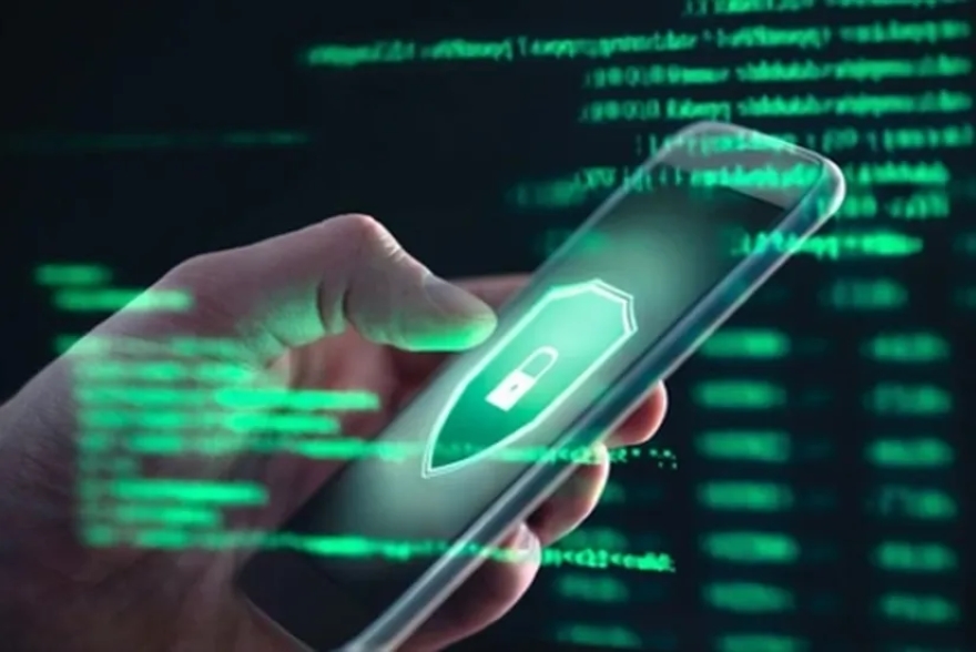 Phần mềm gián điệp nào khiến Apple phát cảnh báo khẩn?