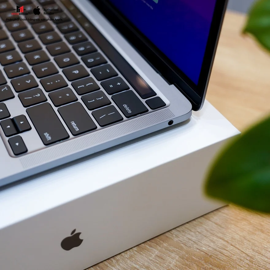 Nên chọn MacBook hay iPad để ôn thi THPT Quốc Gia?