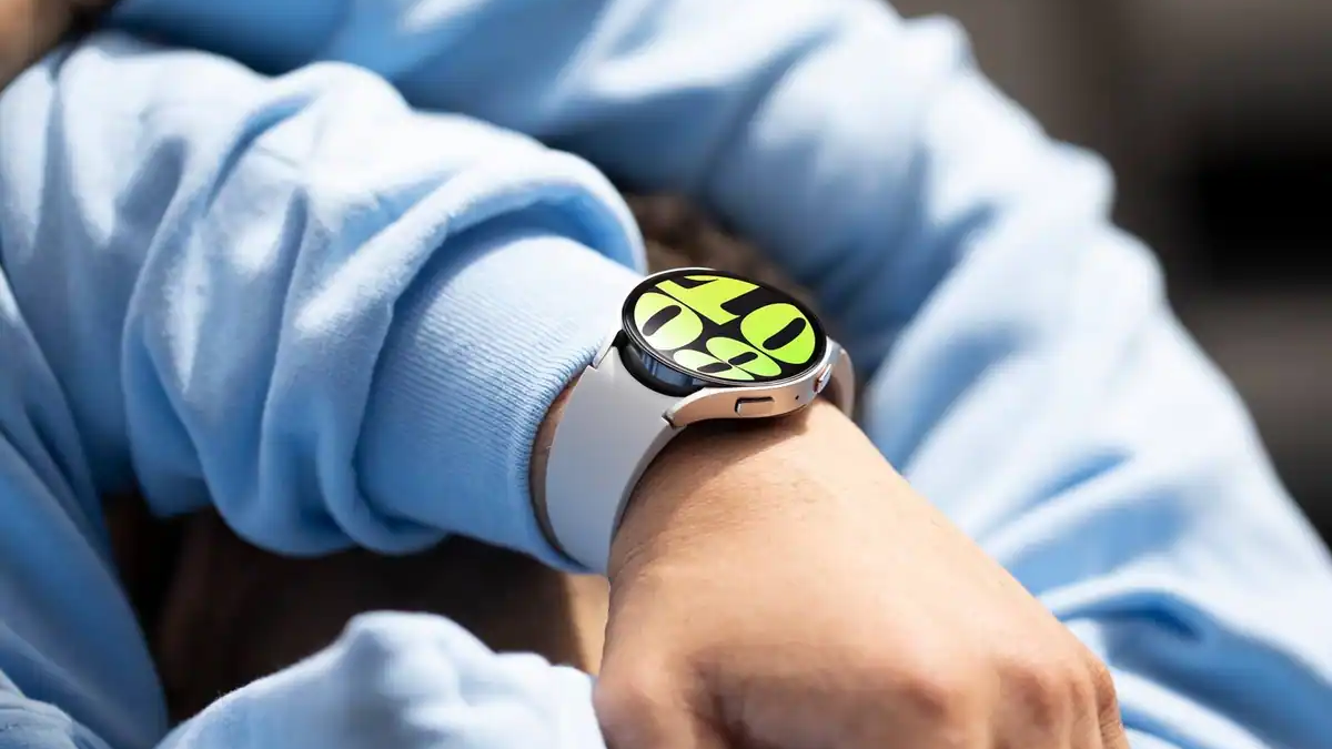 smartwatch xịn sò dành tặng mẹ nhân dịp Ngày của Mẹ