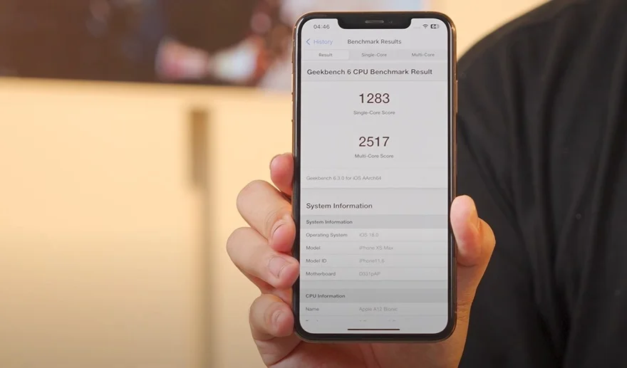 iOS 18 trên iPhone XS Max: Hiệu năng cao nhưng siêu nóng máy