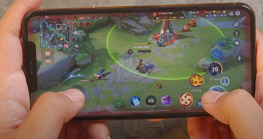 iOS 18 trên iPhone XS Max: Hiệu năng cao nhưng siêu nóng máy