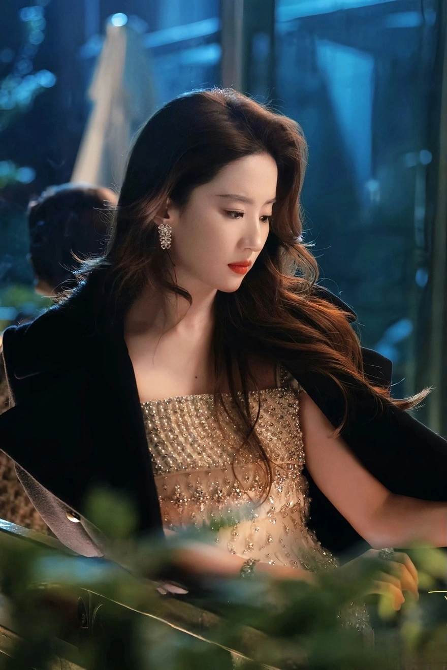 Kết phim Câu Chuyện Hoa Hồng của Lưu Diệc Phi