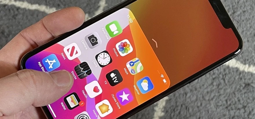 Cách dùng toàn bộ tính năng iPhone chỉ bằng một tay