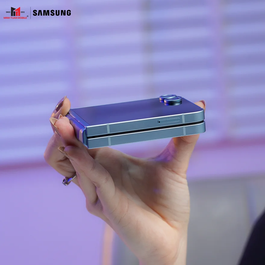 Đánh giá Galaxy Z Flip6: Tiêu chuẩn mới của điện thoại gập