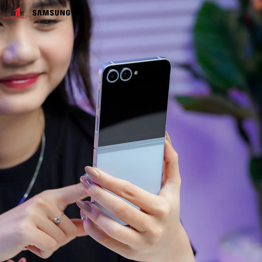 Đánh giá Galaxy Z Flip6: Tiêu chuẩn mới của điện thoại gập