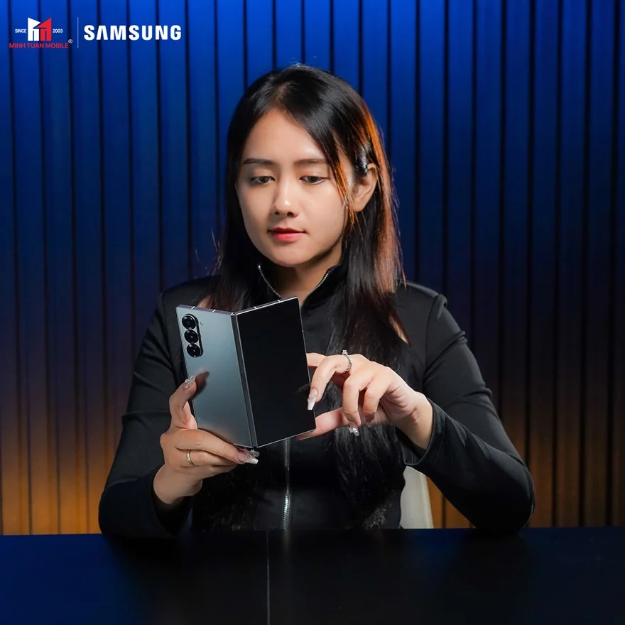 Tạo hình nền Live Effect cực độc trên Galaxy Z Flip6 & Fold6