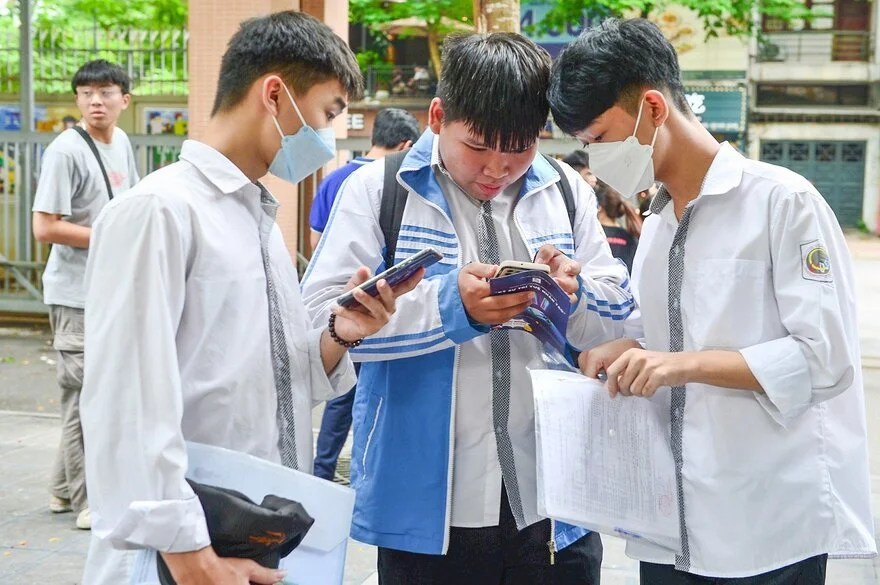 Làm gì sau khi có điểm thi tốt nghiệp THPT năm 2024