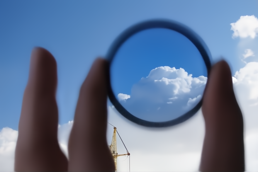 Biến điện thoại thành mắt thần khi lái xe mùa mưa bão