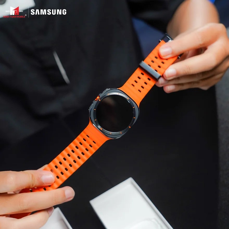 Đánh giá Samsung Galaxy Watch Ultra