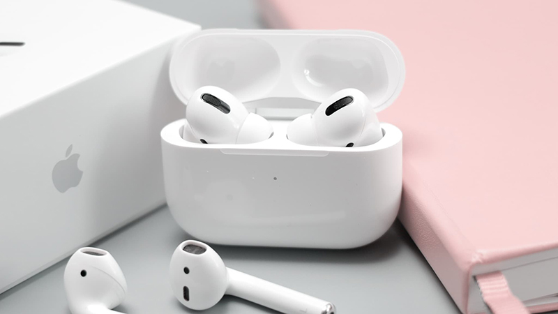 Cất AirPods của bạn vào trong hộp đựng