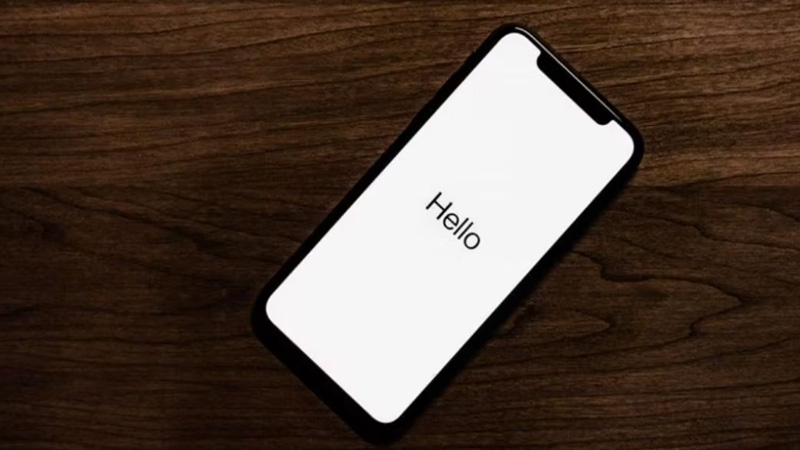 Khởi động lại iPhone của bạn