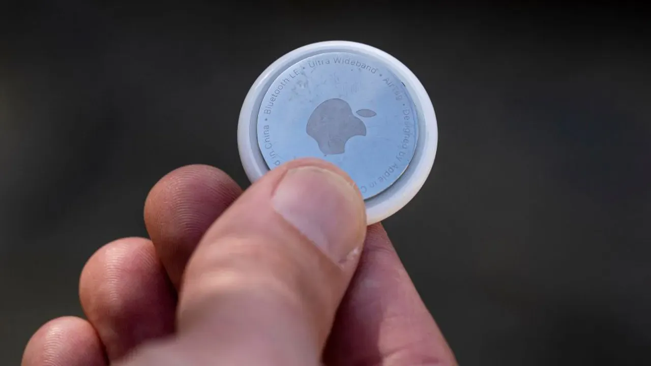 Apple và Google hợp tác ngăn chặn việc theo dõi bằng AirTag