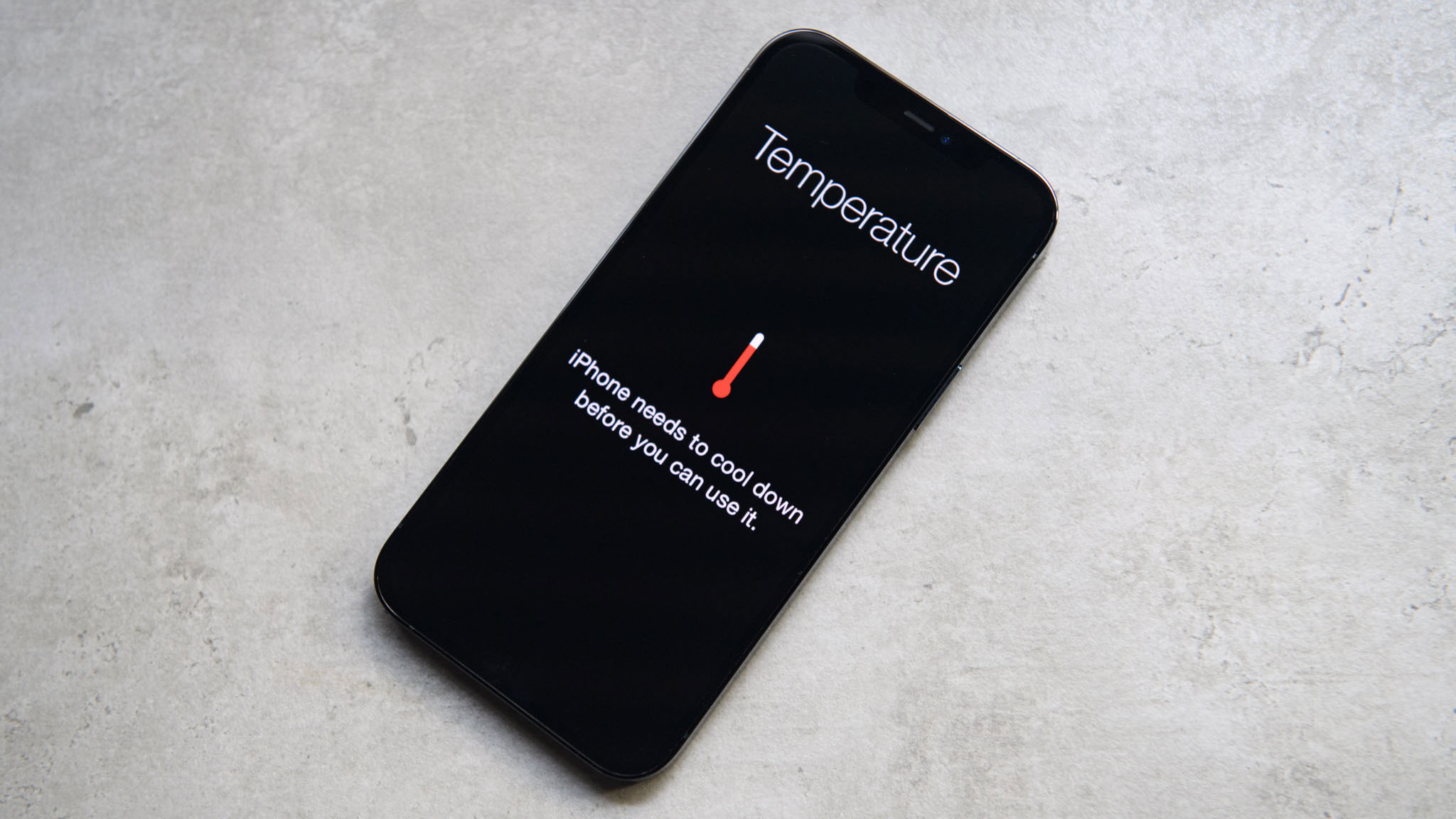 iphone bị quá nóng