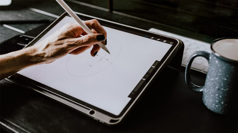 Máy tính bảng vẽ cung cấp cho các chuyên gia sáng tạo một sự thay thế kỹ thuật số cho giấy và bút chì. Tuy nhiên, iPad là một máy tính bảng đa năng có thể làm được nhiều điều hơn là vẽ.
