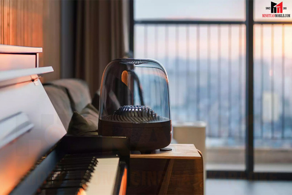 Loa Bluetooth Harman Kardon Aura Studio 3