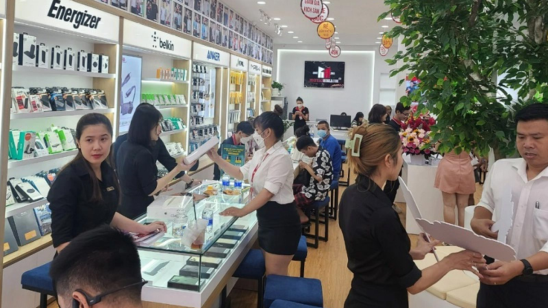 Tại các cửa hàng Minh Tuấn Mobile luôn có chính sách Thu cũ Đổi mới với các sản phẩm chính hãng Apple, trợ giá đến 95%