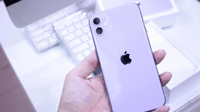 Nếu bạn thích dung lượng lớn hơn và yêu thích mẫu iPhone 11, thì bạn có thể chọn iPhone 11 128 GB