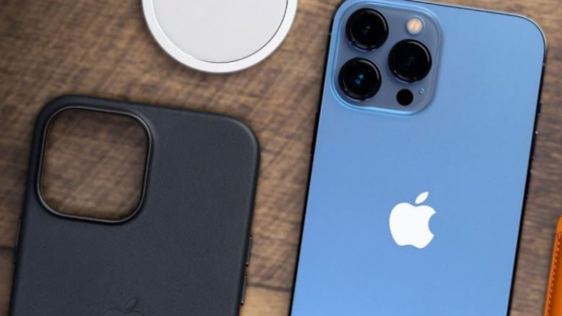 Nếu bạn đang sở hữu một chiếc ốp lưng để bảo vệ cho thiết bị của mình thì không nên bỏ qua phụ kiện ốp lưng