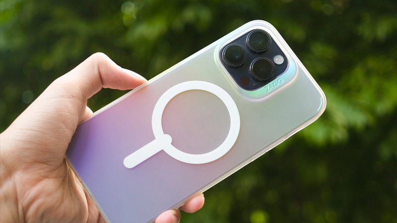 Ốp lưng bảo vệ iPhone 14 Pro ZAGG Iridescent Matte