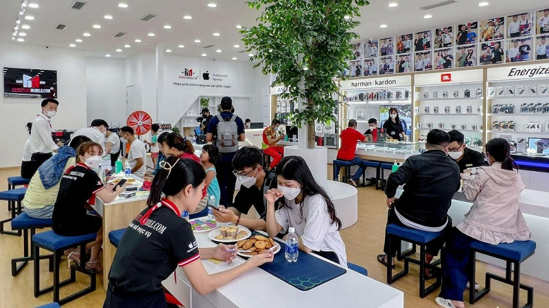 Minh Tuấn Mobile là hệ thống bán lẻ các sản phẩm và phụ kiện Apple chính hãng cao cấp tại TP.HCM