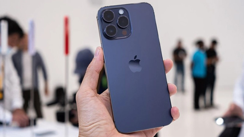 Sản phẩm thứ 3 trong danh sách quà công nghệ tặng Tết là Điện thoại iPhone 14 Pro sở hữu nhiều điểm nổi bật 