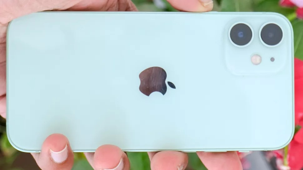 Cách tắt nguồn iPhone 12