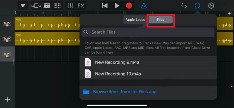 Nhấn vào tab Tệp (Files), rồi bạn nhập bản thu âm trong ứng dụng GarageBand. Tiếp theo, bạn có thể chỉnh sửa âm và xuất nó ra.
