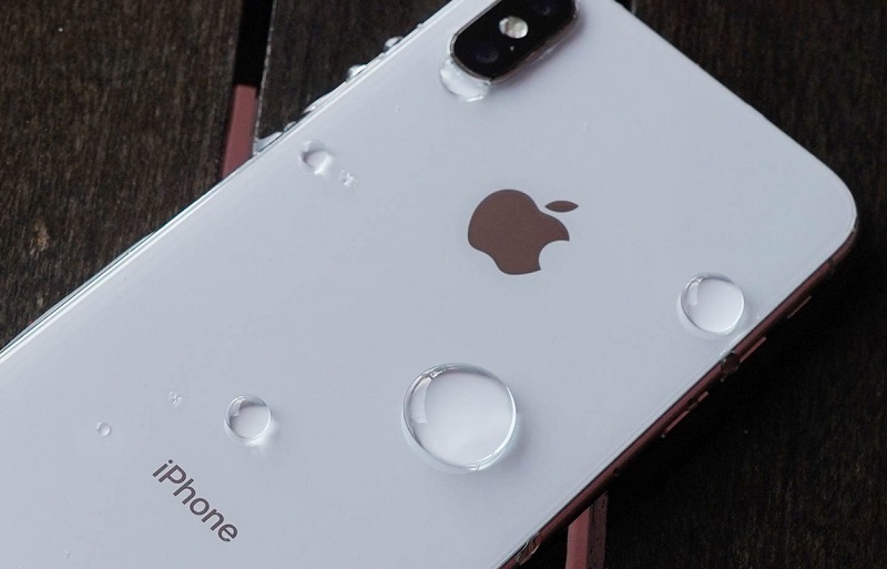 iPhone X: iPhone được phát minh lại (năm 2017)