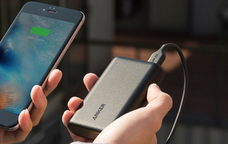 Không nên vừa xả pin vừa sạc