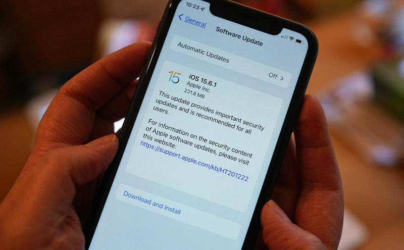 Nên cập nhật đệ điều hành điện thoại cũ để khắc phục lỗi ứng dụng không hoạt động 