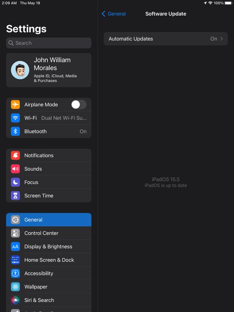 Kiểm tra các bản cập nhật ứng dụng và iOS