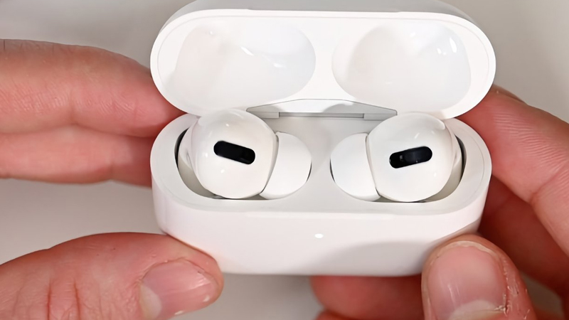 AirPods 