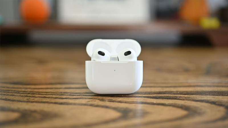 AirPods