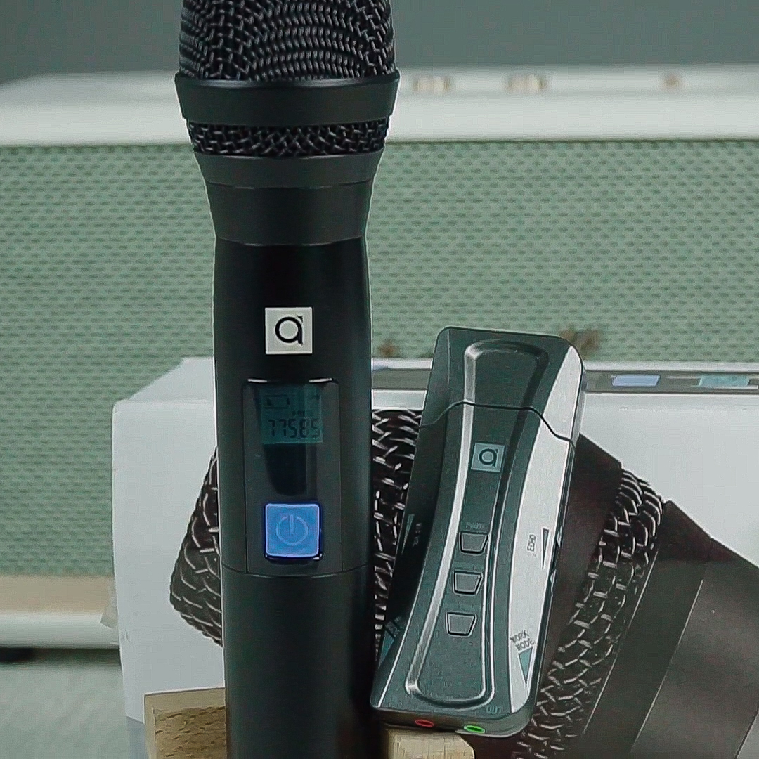 Micro không dây karaoke Alpha Works A1 HMA1