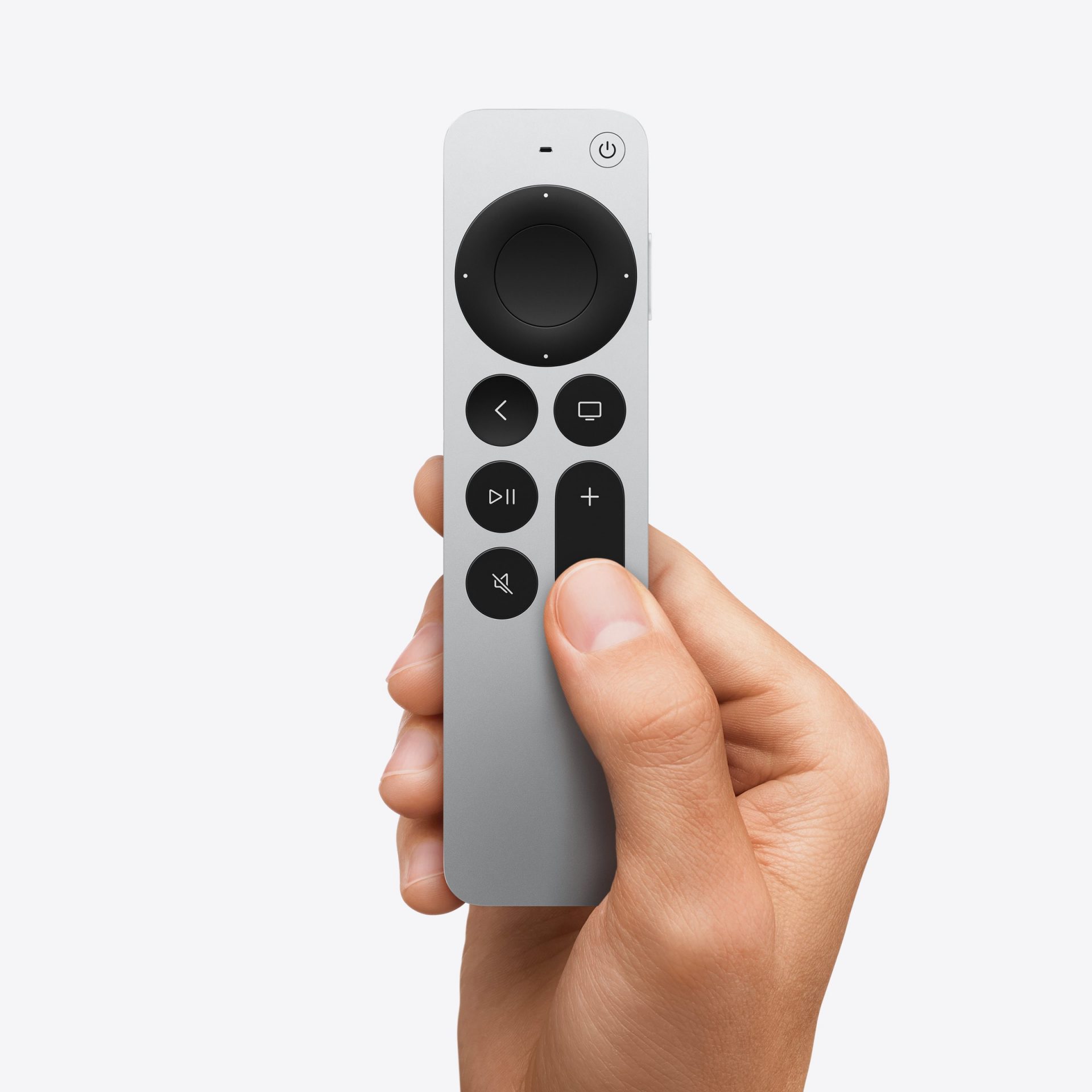 Một điểm được cải tiến mới ở Apple TV 4K đó chính là Siri Remote hoàn toàn mới giúp người dùng điều khiển một cách chính xác hơn. 