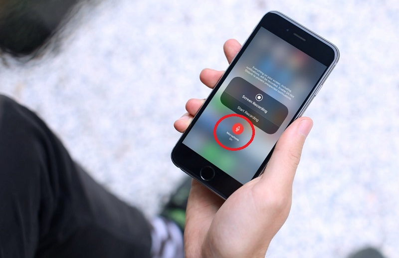 Cách thêm âm thanh khi quay màn hình trên iPhone