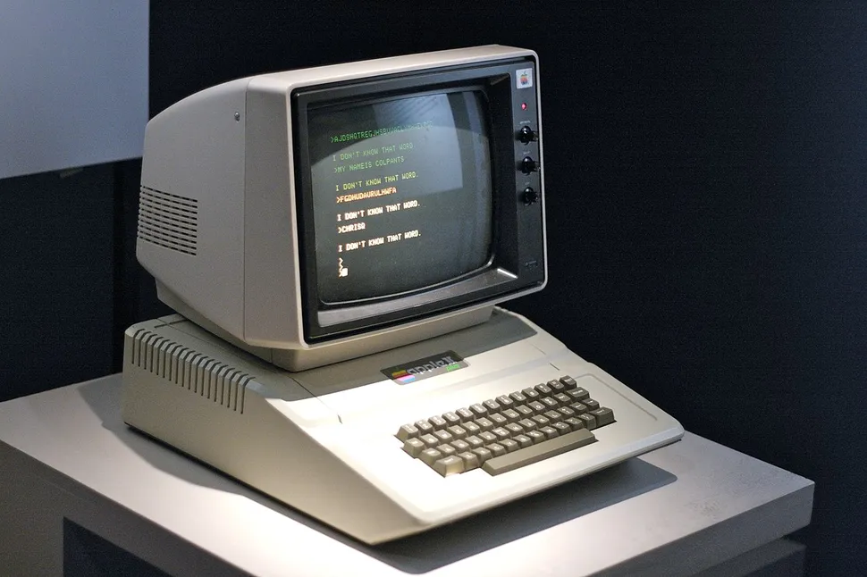 Máy tính Apple II Plus