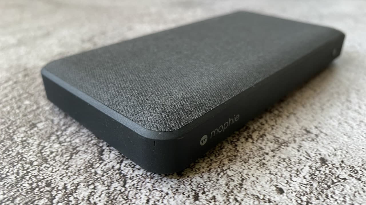 Pin sạc dự phòng Mophie 10.000 mAh Powerstation Power Delivery