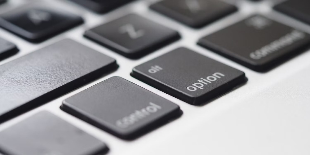 7 cách khắc phục tình trạng Macbook tự động bật cực hiệu quả