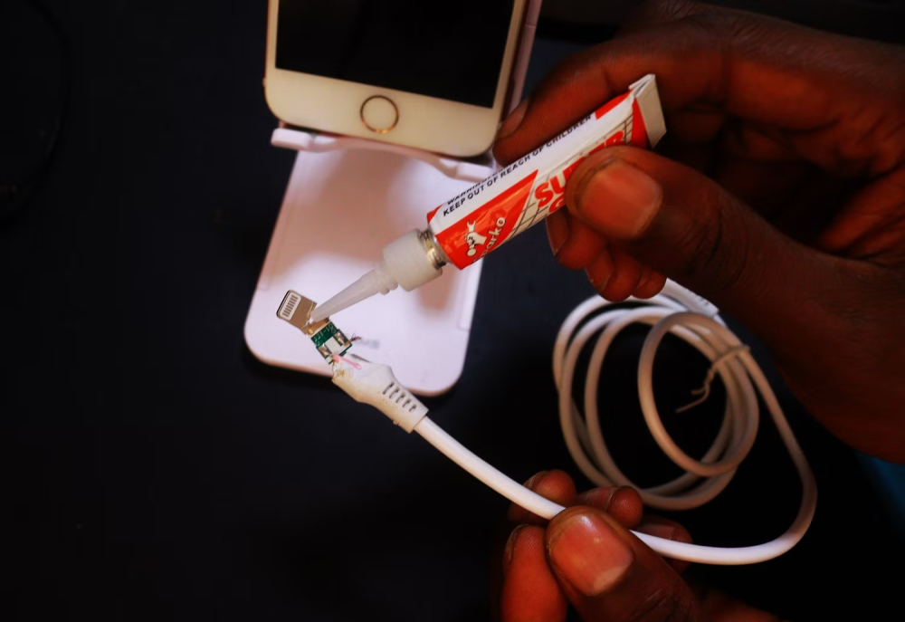 Cách sửa dây sạc lightning iPhone bị hỏng cực dễ dàng