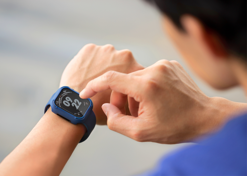 Ốp Apple Watch UNIQ Torres 40mm