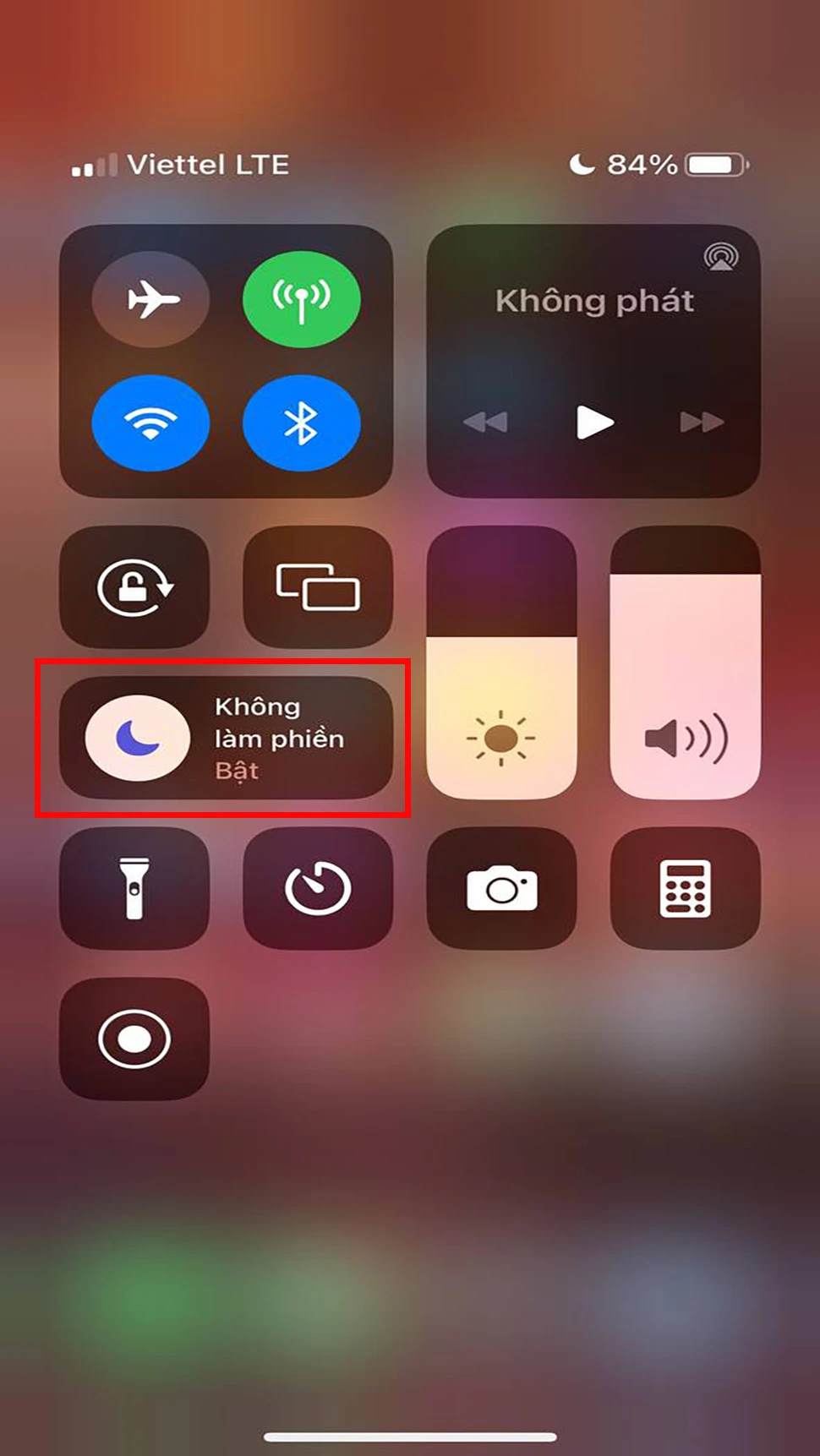 Chặn số lạ bằng tính năng không làm phiền trên iPhone 