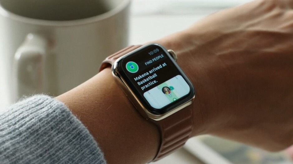 Có nên mua Apple Watch phiên bản di động